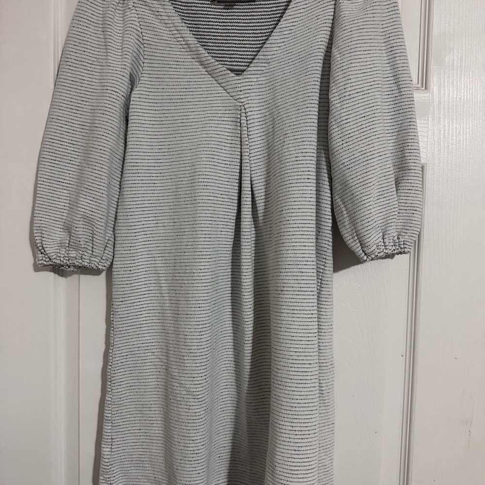LOFT Gray Striped Long Sleeve Dress
